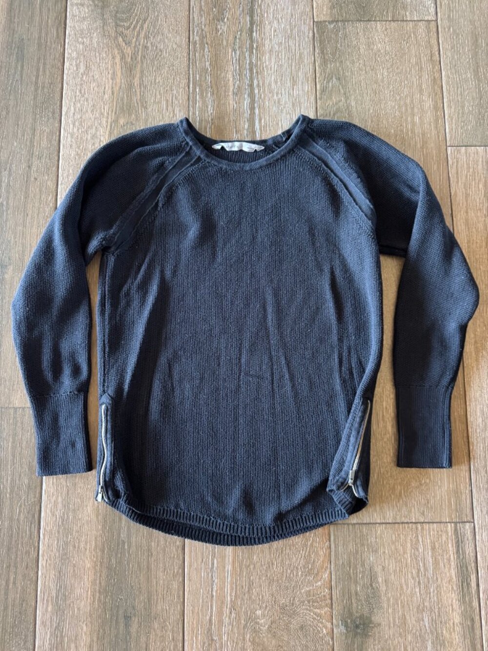 Athleta women's black Varsity side zip cotton blend, crew neck sweater size L